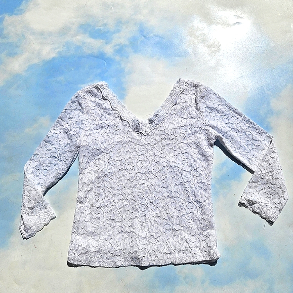 Sexy Feminine White Lace V-neck 3/4 Sleeve Top Coquette Lace Top